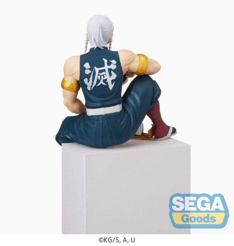DEMON SLAYER - Tengen Uzui - Figurine PM Perching 15cm – Image 3