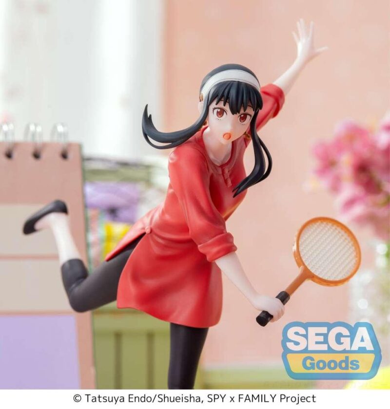 SPY X FAMILY - Yor Forger "Tennis" - Statuette Luminasta 15cm – Image 5