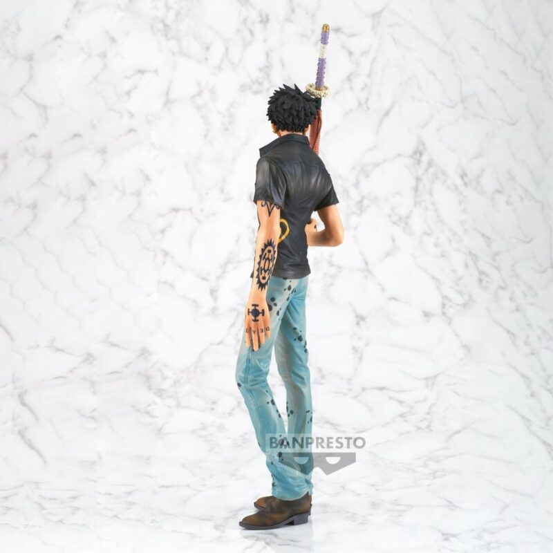 ONE PIECE - Trafalgar Law - Figurine Super Master Stars Piece 30cm – Image 4