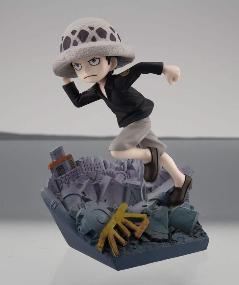 ONE PIECE - Trafalgar Law "Run Run Run" - Statuette G.E.M. 13cm – Image 5