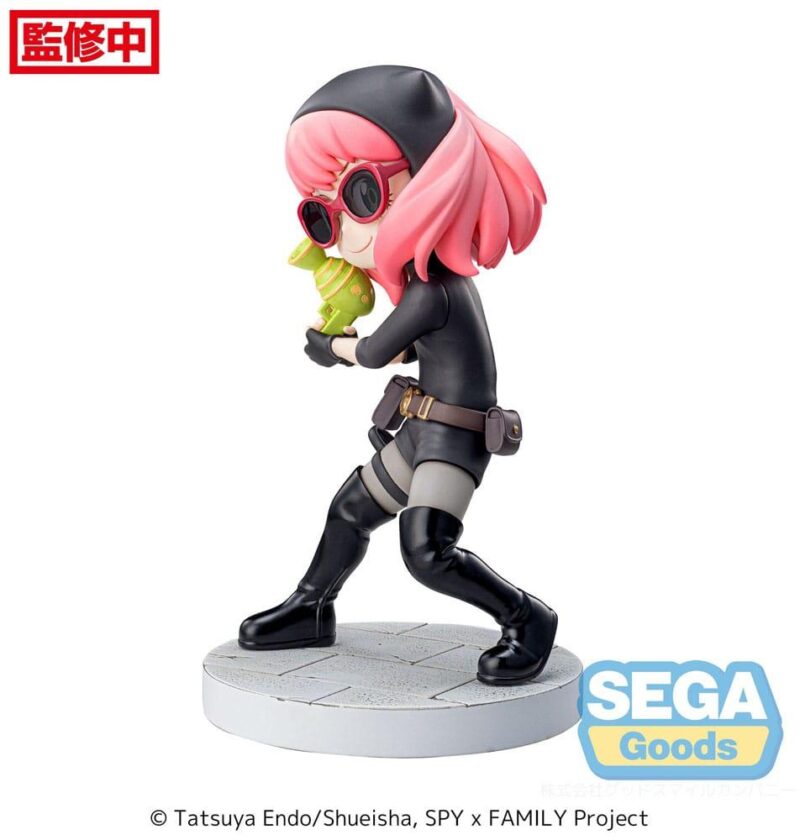 SPY X FAMILY - Anya "Playing Undercover" - Statuette Luminasta 15cm – Image 2