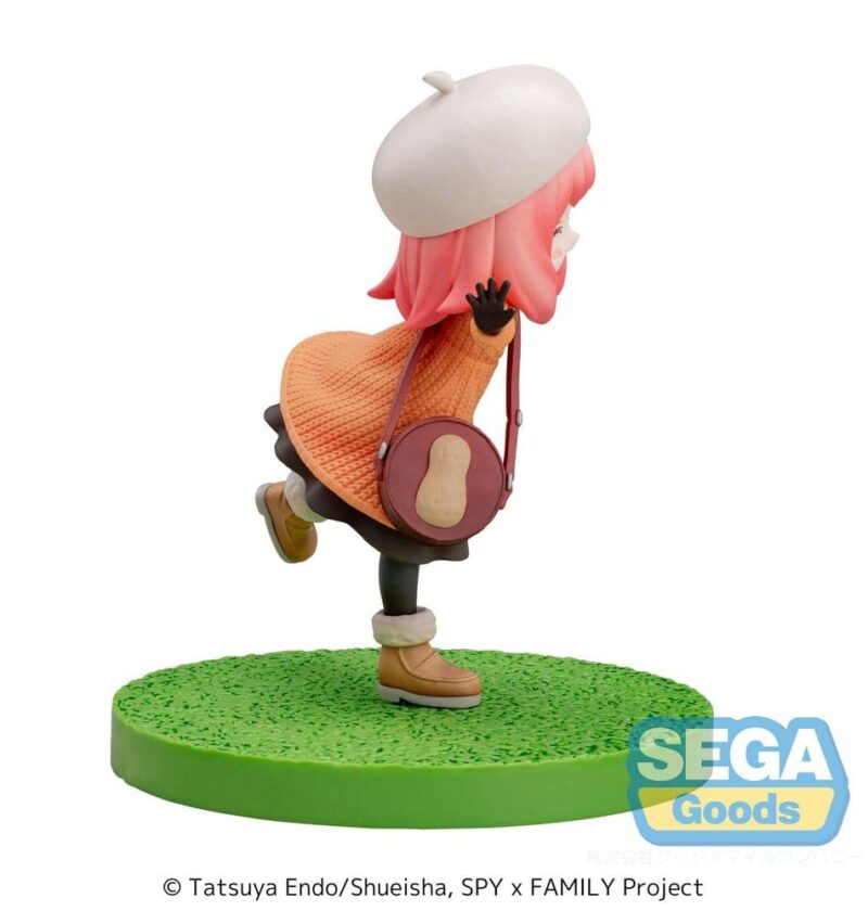 SPY X FAMILY - Anya "Family Ooting Vers. 2" - Statuette Luminasta 12cm – Image 4