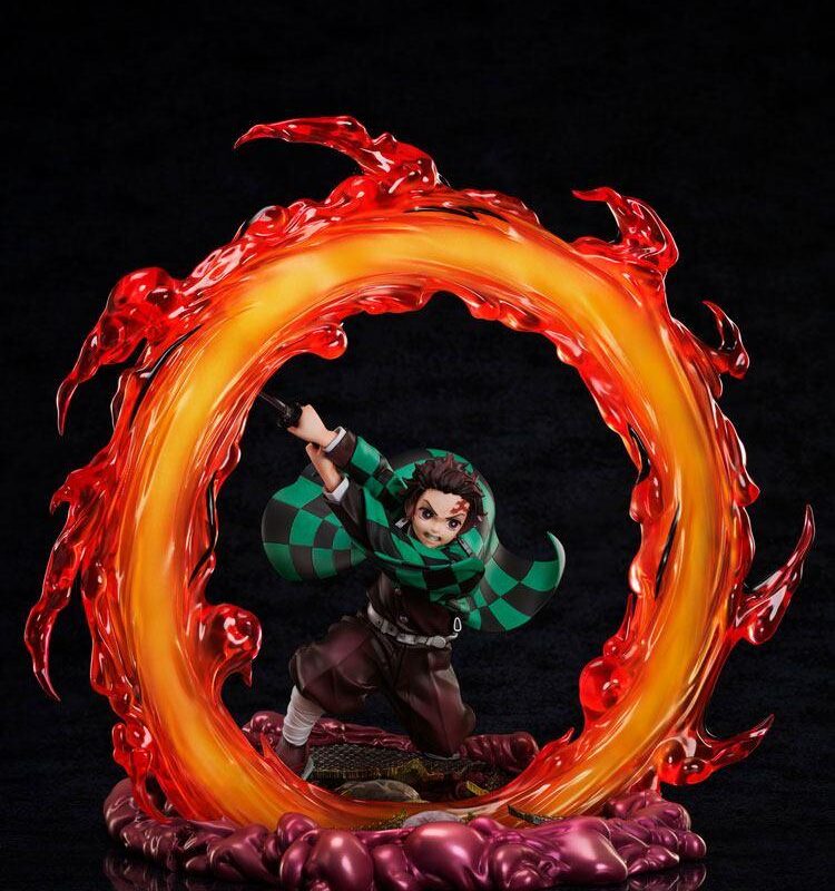 DEMON SLAYER - Tanjiro Kamado 1/8 - Statuette 28cm