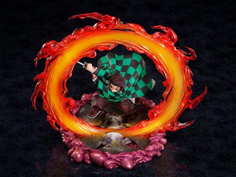 DEMON SLAYER - Tanjiro Kamado 1/8 - Statuette 28cm – Image 5