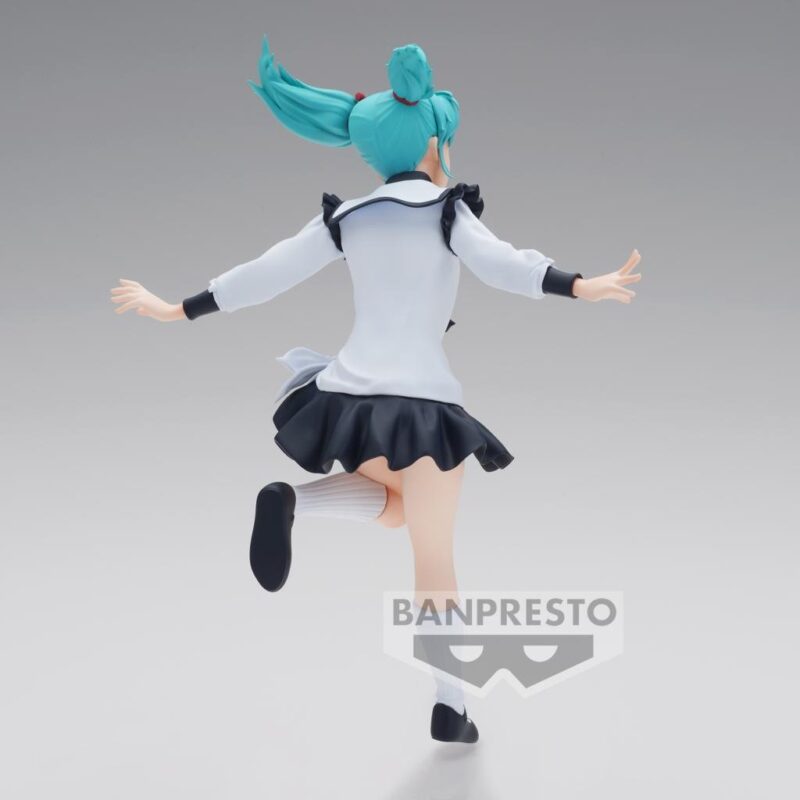 MOBILE SUIT GUNDAM CHAR'S COUNTERATTACK - Quess Paraya - Figurine 18cm – Image 5