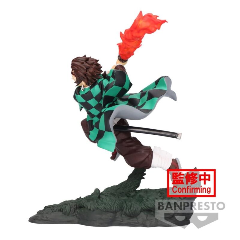DEMON SLAYER - Tanjiro Kamado - Figurine Combination Battle 1/2 9cm – Image 3