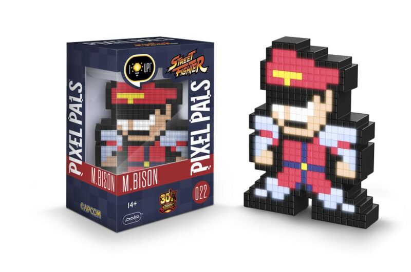 PIXEL PALS Light Up Collectible Figures - Street Fighter - Bison – Image 2
